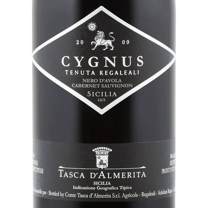 Cygnus es un vino italiano con personalidad propia de la bodega de Luigi Ristorante